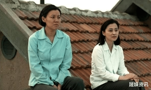 「徐静蕾」她是徐静蕾贾静雯的大学同学，长得最丑成名最晚 ，但是红的却最久