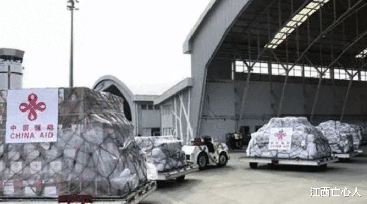 美国：她要求中国应该无条件支援美国，引得网友霸气回复：那你投入美国一线啊！