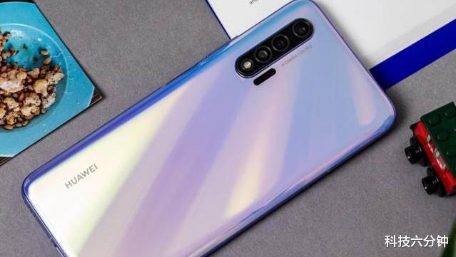 「华为Nova」华为虽好但别乱选，这三款才是内行人的最爱，用，看着买准不会错