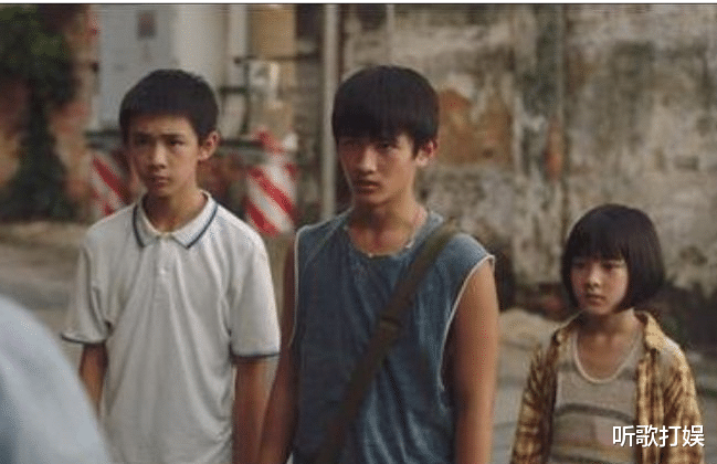 天天向上|剧组重聚《天天向上》，朱朝阳比严良高半个头，网友直呼变化太大