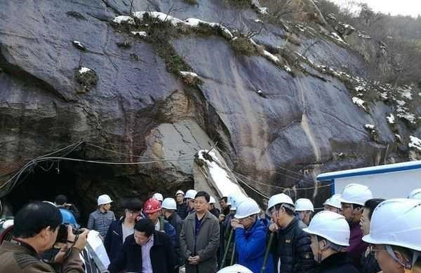 川说 中国又火了！1900人火速奔往河南援助，西方：中国速度真了不起