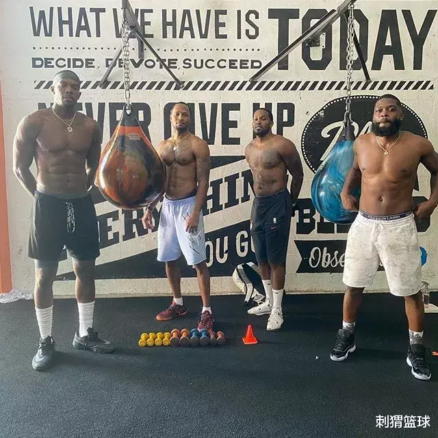 乔·约翰逊|都快40岁了!上肢炸裂+8块腹肌! 乔丹要搁现在,关键球也就他这水平!