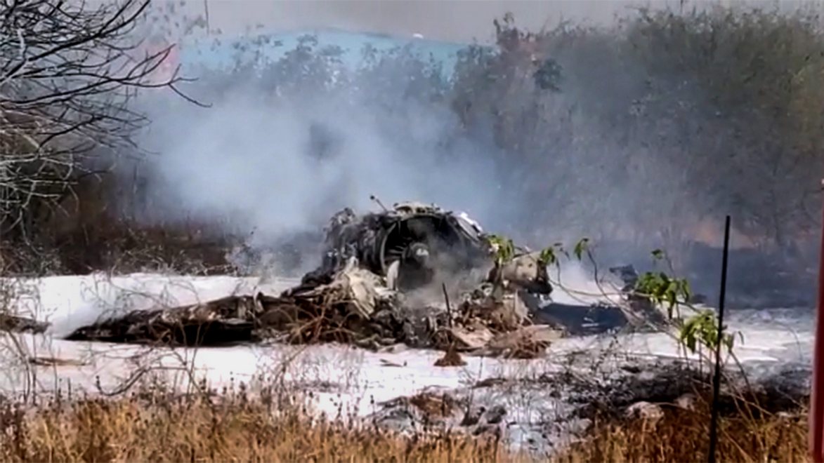 香港|印度紧随美国其后，训练期间滑翔机坠落，两名海军军官死亡