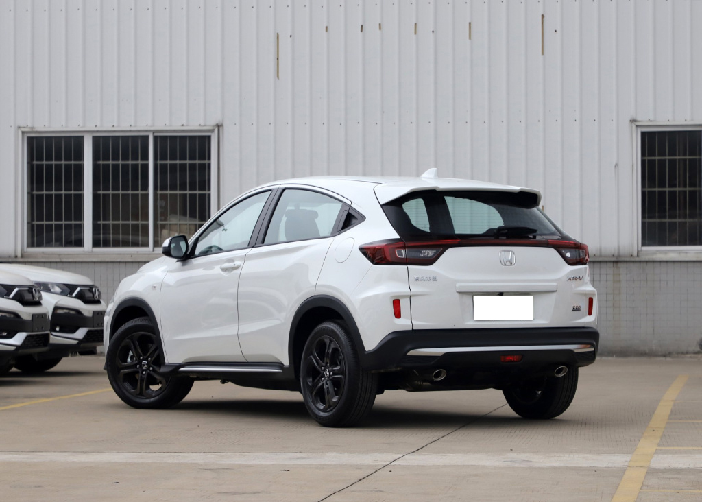 日产天籁▲适合年轻人的小型SUV，1.5T输出177匹马力，每公里油耗才4毛