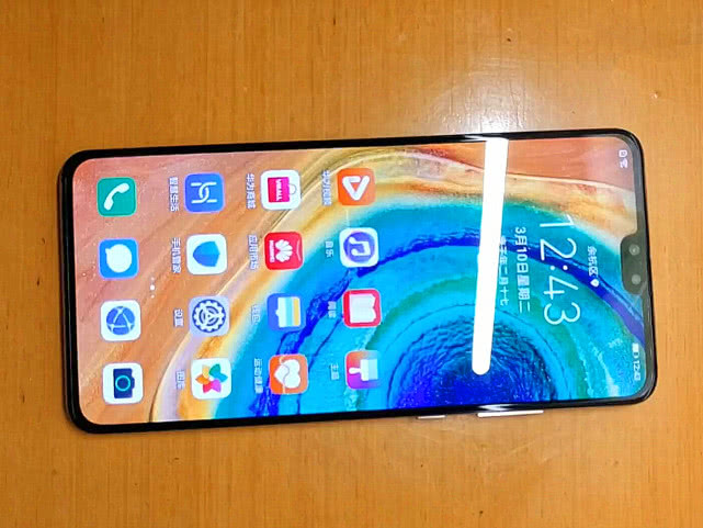 「5G」华为Mate30 5G曾被“捧高”，现在为何不火了？或许原因很简单！