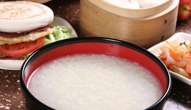 #血糖#警惕！若脚上有这2种症状，或是身体在通知你：血糖高了