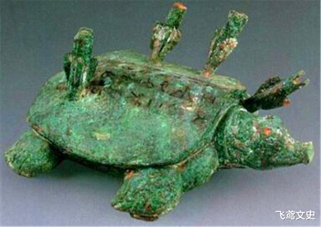 文物|老汉钓鱼钓起一只“乌龟”，背后还插有4支箭，专家鉴定为国宝级文物