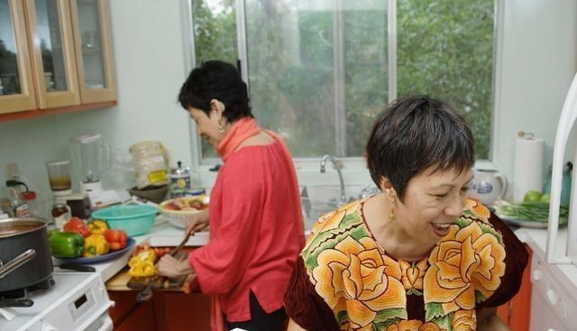 大蒜|4种食物发芽后，不但没“毒”，营养可能会翻倍，别扔掉浪费了