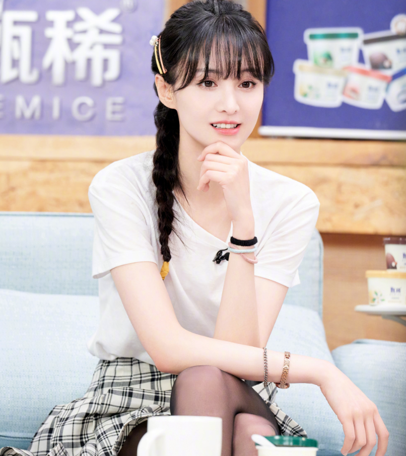 Angelababy|郑爽代孕事件发酵，baby再次被质疑假怀孕，杨幂也没逃过