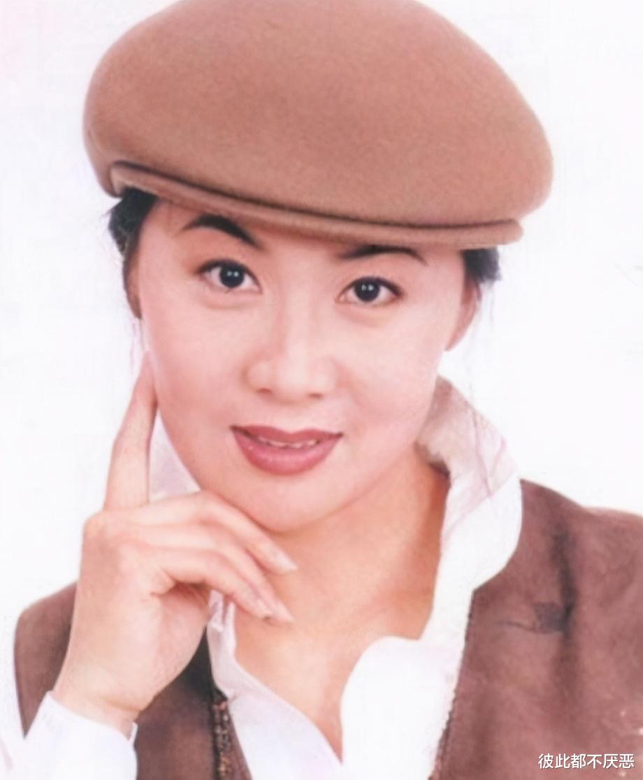 央视|央视美女主持人沈旭华，一顿饭“吃掉”了自己的生命，年仅33岁
