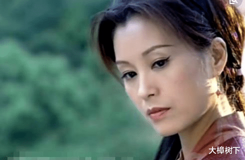 [伍咏薇]结婚13天丈夫却离世，1.7亿遗产只得900万，后与有妇之夫交往4年