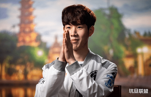 theshy:在Theshy的影响下,LPL新生代国产上单不断涌现?可最惨就是369