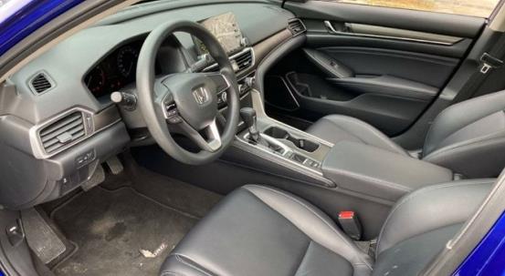 大众迈腾■暗访10位本田雅阁车主，看看这10位车主是怎么评价这车的吧！