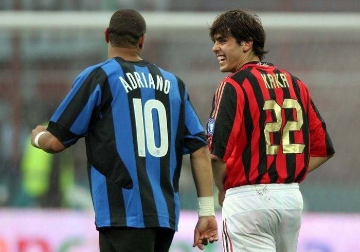 「卡卡」揭秘在韩日世界杯前,卡卡与阿德里亚诺争夺一个巴西队出征名额