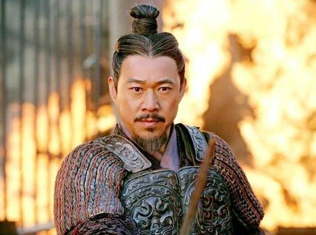 诸葛亮|汉末3大不世名将，曹操刘备各得其一，最强的却顺服了袁绍