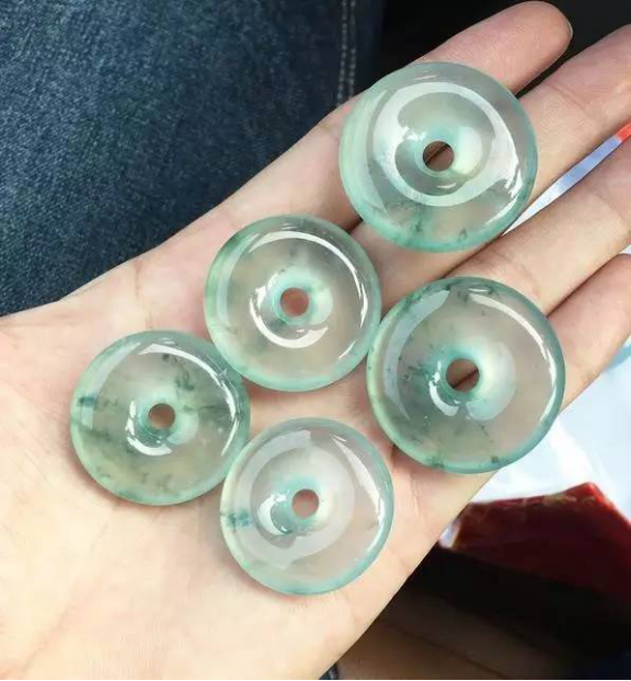 @夏天就需要这样的“冰”翡翠，透心凉！