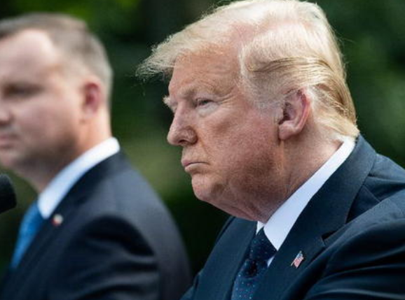 美国|特朗普这次丢人丢大了，威胁封杀微信后，没想到反倒帮了微信一把