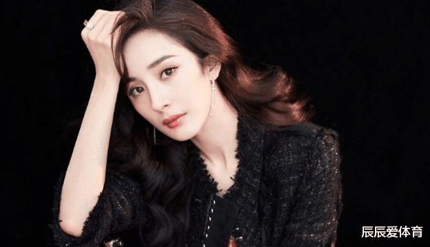 杨幂@圈中有影响力的四位女星，演一部剧，火一部剧