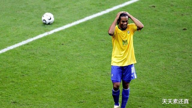 世界杯|新世纪以来，世界杯小组未出线的四个卫冕冠军，谁的经历最尴尬