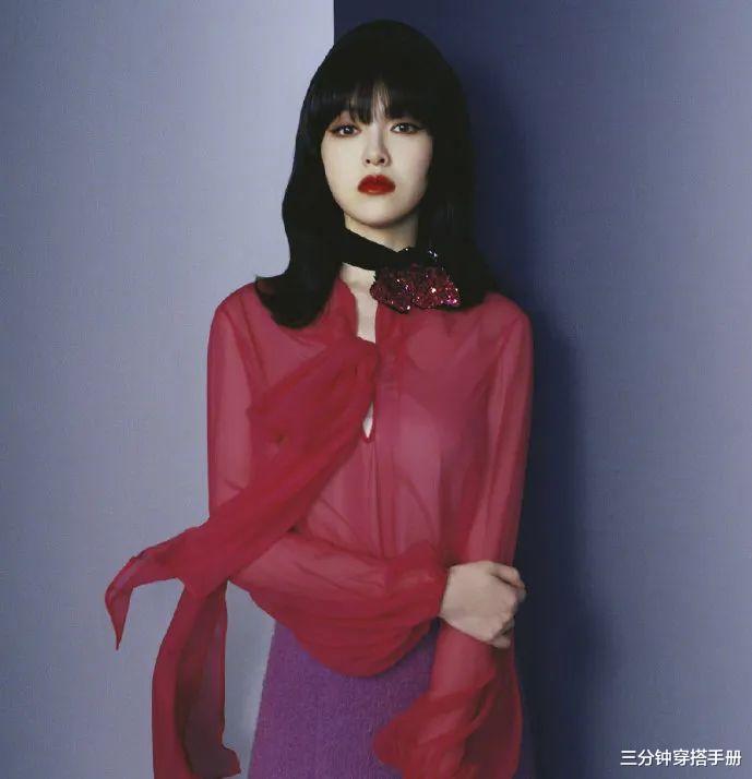 唐嫣|罗晋镜头下的唐嫣太美了！精致红唇暗黑裙装，这才是不老女神呀