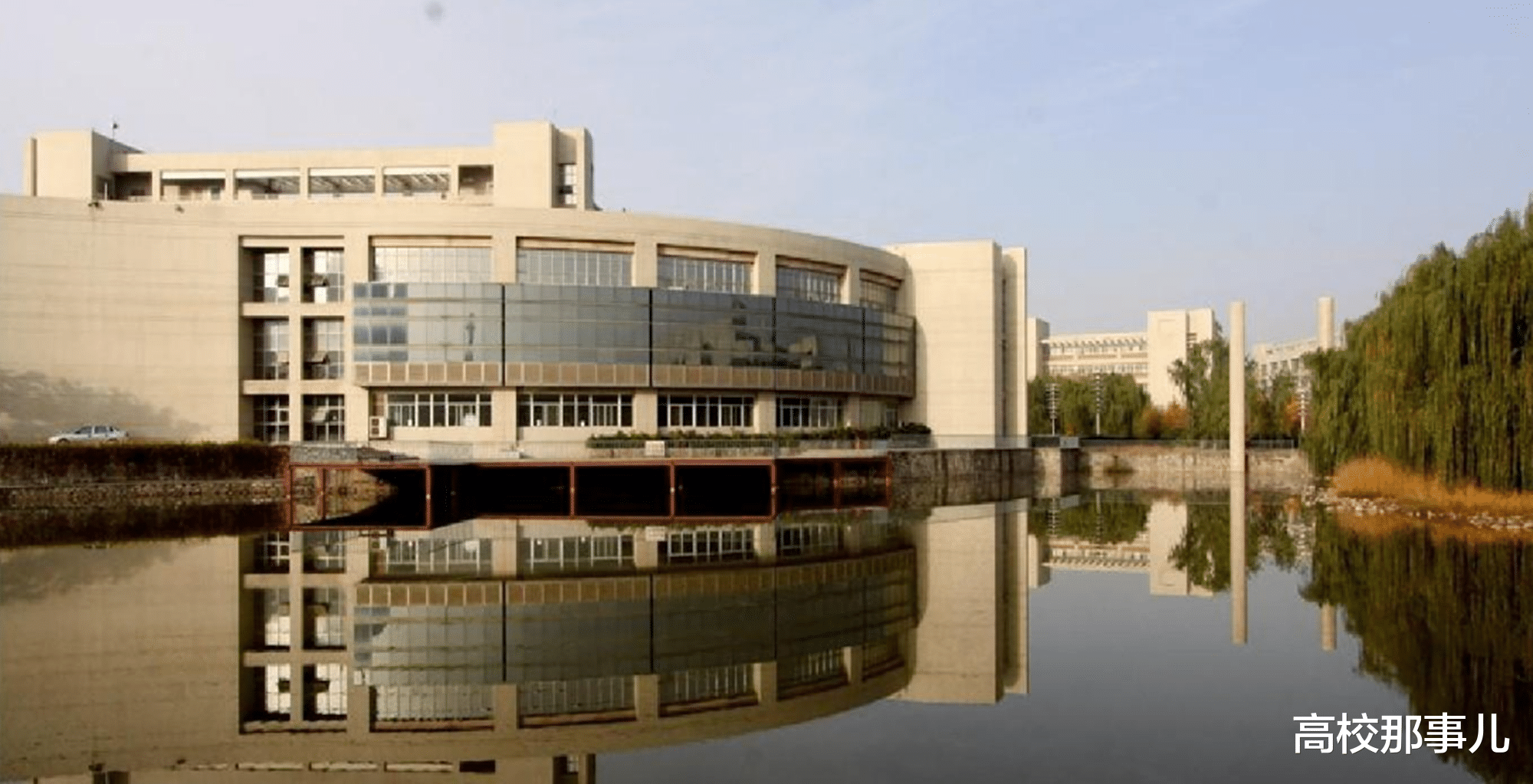 高校■这4所好大学容易被大家忽视！实力都很强，王牌专业也很赞