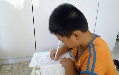 学霸|学生党公认最难写的三科作业，能独立完成算学霸，多半人都是靠抄