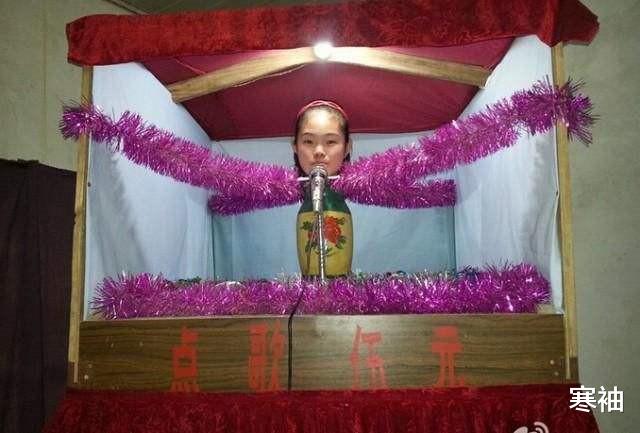 寒袖|揭秘！身子在花瓶里的“可怜人”是如何做到？江湖骗术原理很简单