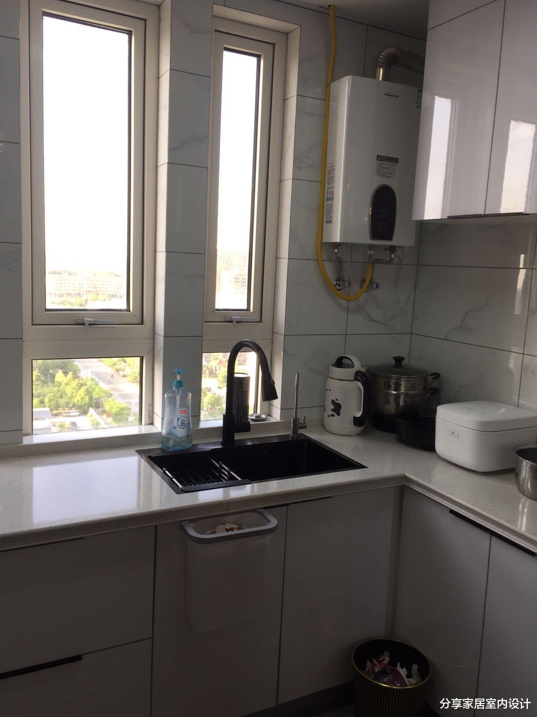 飘窗@看她家，从毛坯房到新房成功蜕变，效果很漂亮，忍不住分享一下！