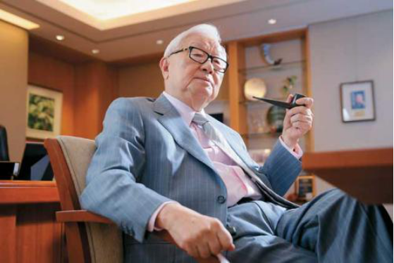 光刻机|张忠谋正式宣布：台积电为华为准备了50台光刻机，中国芯必胜！