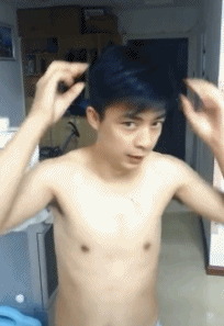 伊隆·马斯克|“如果螳螂和狮子的体型一样大,它的战斗力咋样?”答案出乎人的意料