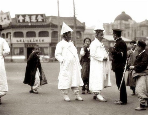 俄国：世界最“纸老虎”的帝国，看它国号似乎很强大，实际上却不堪一击