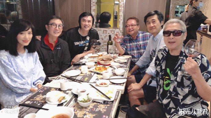 刘兆铭■米雪晒与多位老艺术家合影，70岁刘松仁被曝中风后暴瘦，88岁刘兆铭抢镜