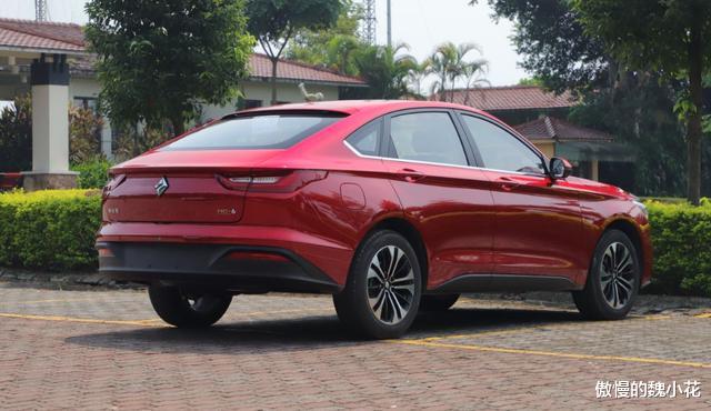 『宝骏汽车』宝骏汽车再次成功，国产版“X6”上市，车长接近5米，8.48万起售