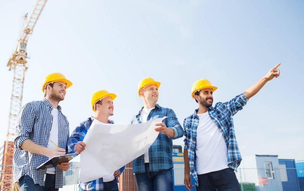 工人|为什么工厂老板宁给中介1000块招人，也不给工人涨200块？