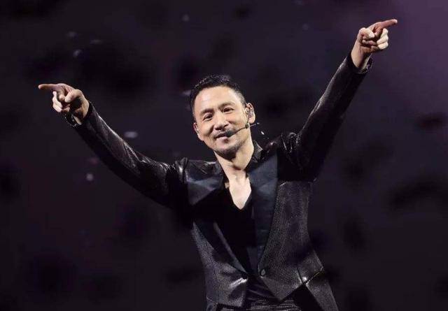 张学友|比向华强还牛的大哥，片场骂刘德华，去世后张学友捧他儿子成明星