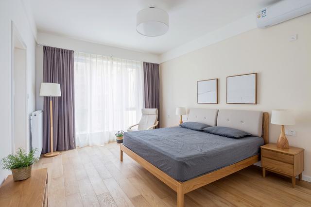 |他家套内110平,全屋原木风不做吊顶,白墙配木质家具太漂亮了