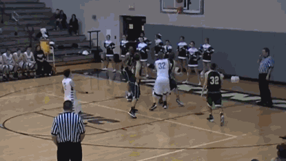 #橄榄球#训练1个月就能打NBA?橄榄球运动员真就这么狂!