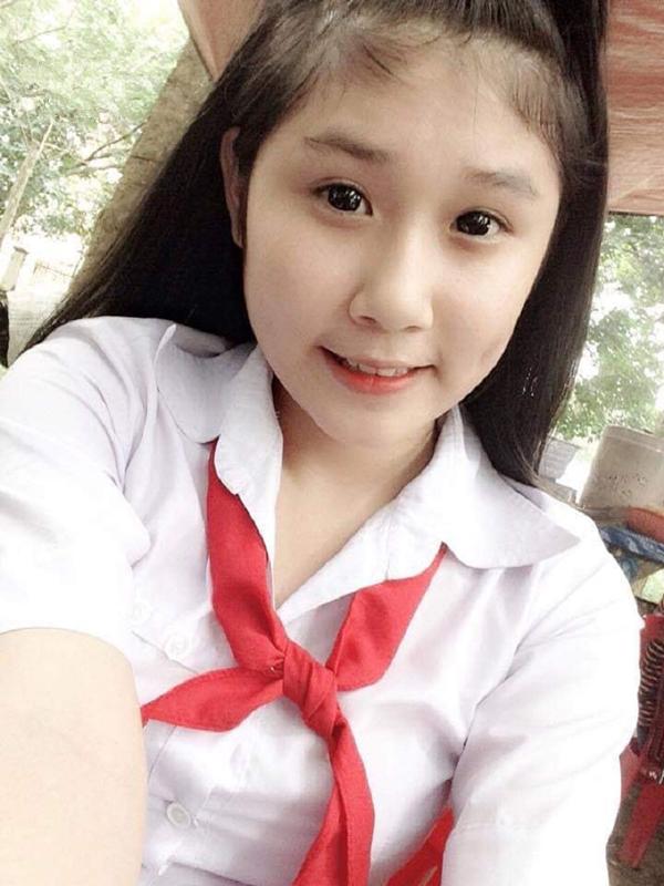 继父：越南女孩14岁时追求大她8岁的体育老师，如今恋爱5年登记结婚