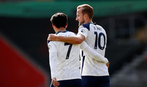 穆里尼奥|穆里尼奥绝对的大师，对球员的改造，堪称鬼斧神工！