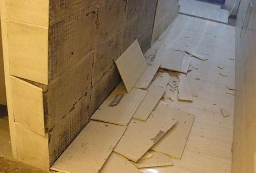 :新房瓷砖装修,一旦看见工人没有做到这一步骤,一毛钱都别给!