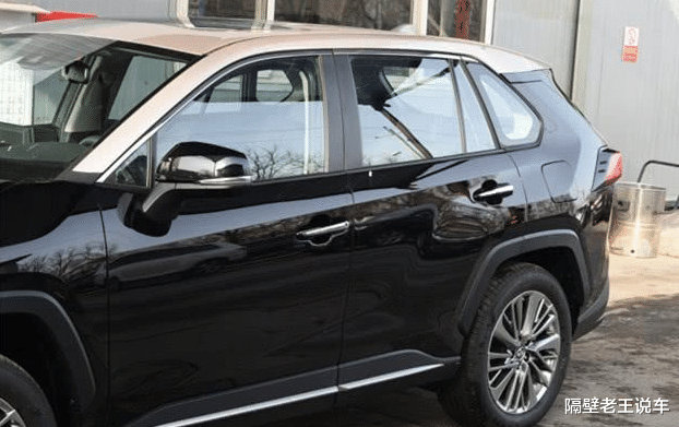 广汽集团▲丰田又一“耐用王”,20年开不坏,比CRV漂亮10倍,满油1100km