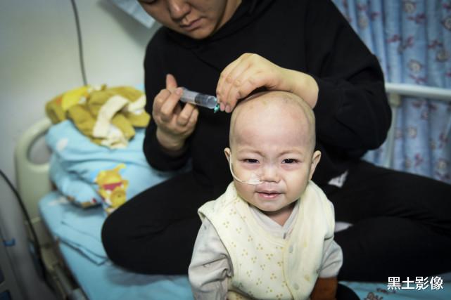 黑土影像|重庆一女子5年前亲手火化爱子，至死不知病因，再次得子又要悲剧