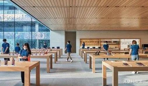 摄像头|库克致敬国内第一家苹果零售店，12年风风雨雨，苹果迎来新生