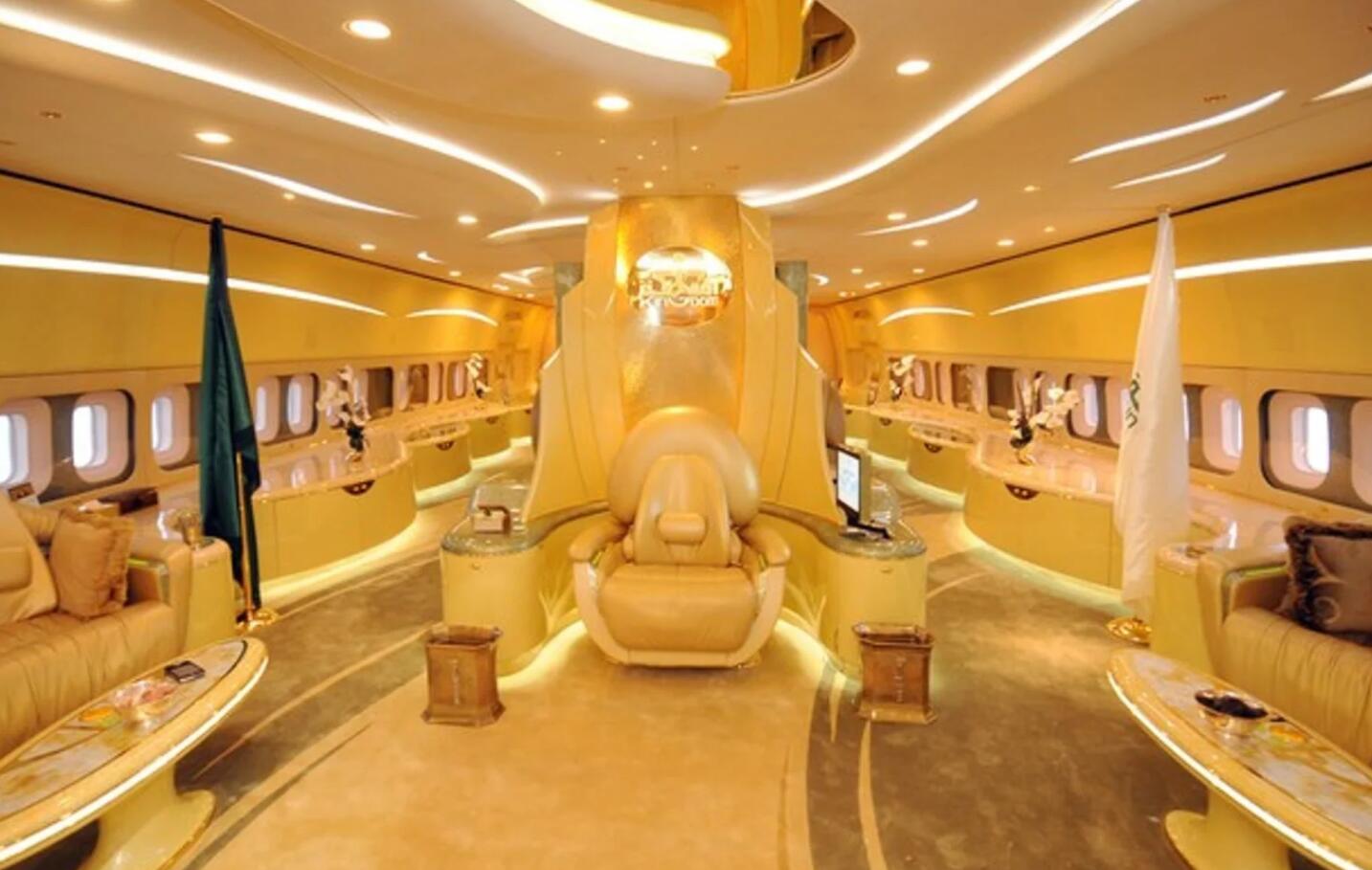 沙特王子買A380當私人飛機，在飛機裡面裝電梯和車庫-圖2