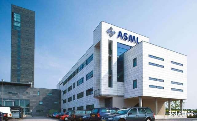 【光刻机】中企突破28nm光刻机技术，荷兰ASML就低价抛售同款，想扼杀在摇篮
