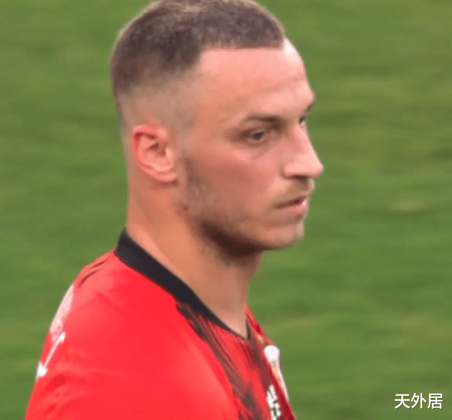 胡尔克|抱怨队友+找教练吐槽，上港王炸轰出赛季首球！没胡尔克时他才猛