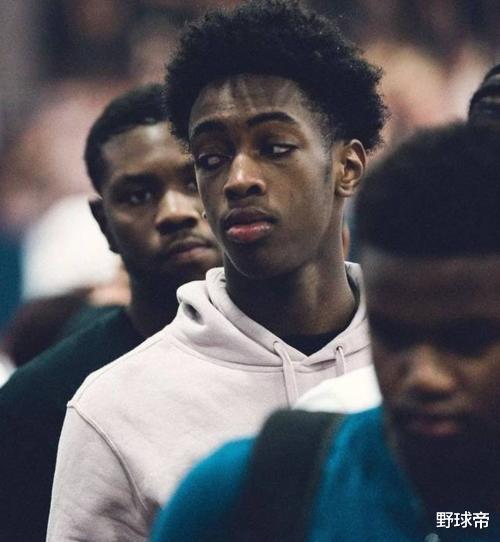 德维恩·韦德|长大了！韦德大儿子晒女友合影照！真想不到啊，你也是这种口味？