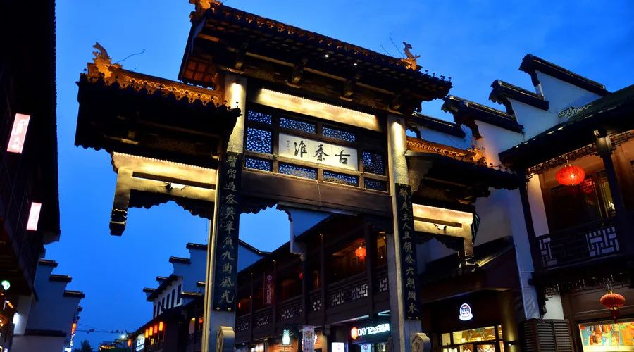 天蝎座|下半年，红票子成倍涨，3大生肖事业前程似锦，苦日子熬到头