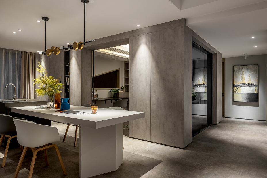 「」暖灰，安静、平和，追求空间独特气质 设计打造释放自我的空间