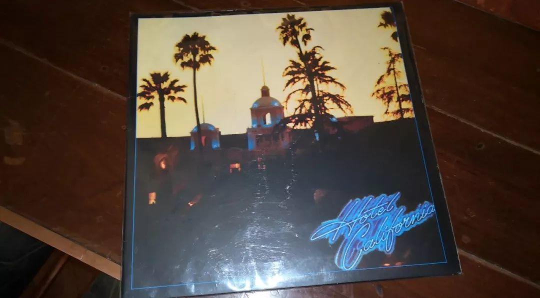 「酒吧」碟仕 | 023号 调酒师Rex:我用唱片和酒把人与故事联结在一起